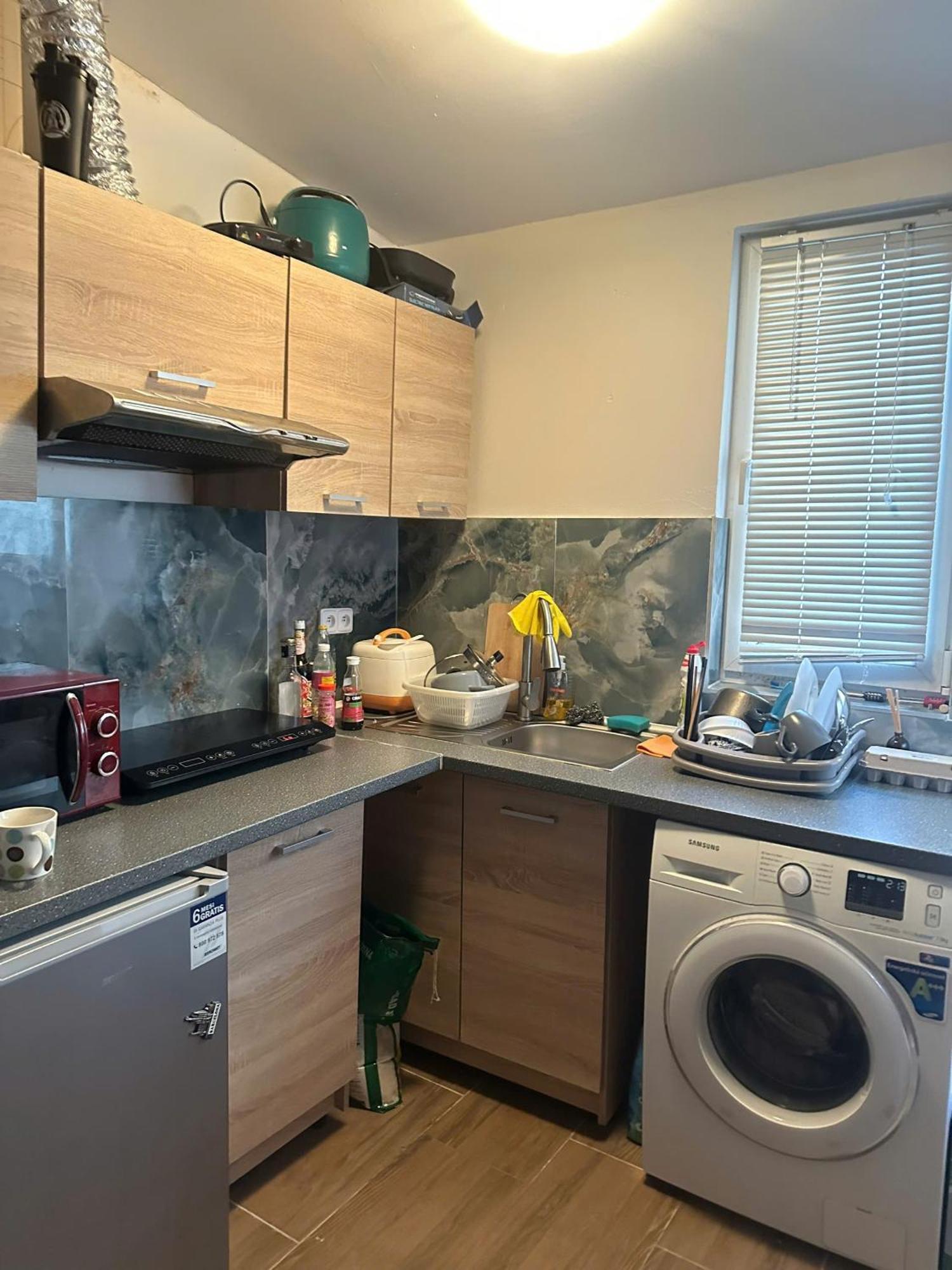 Apartamento Nha Nghi Cho Cap Doi Va Gia Dinh Praga Habitación foto